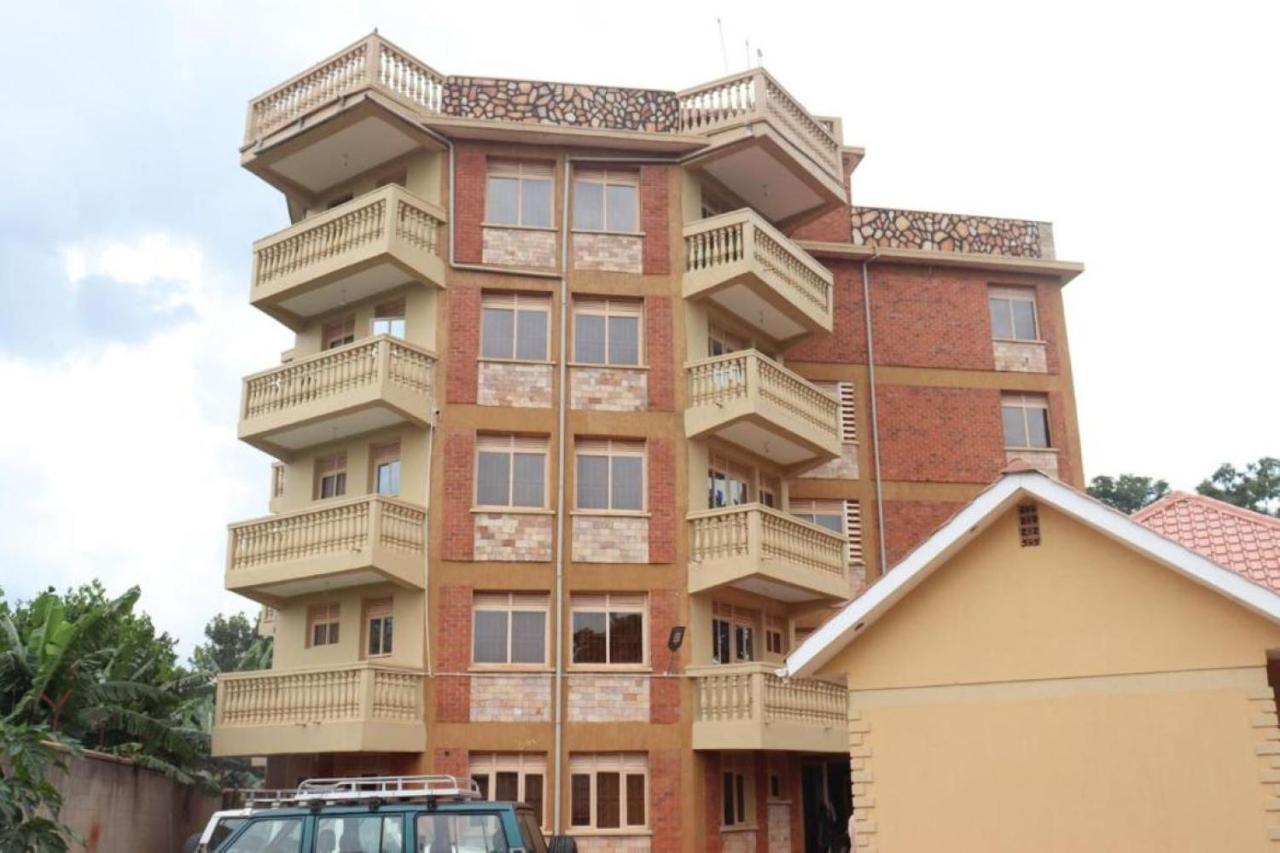 Jusvero Motel Jinja Kültér fotó